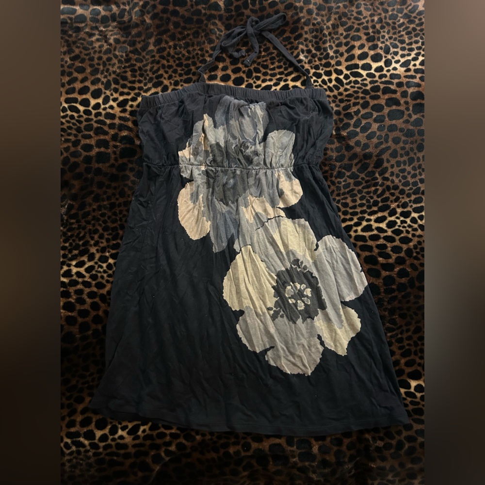 Old Navy Black Maxi Skirt with Cream Floral Print